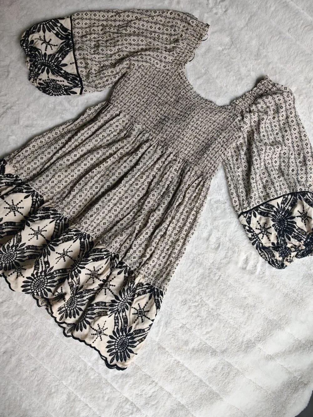 Tribal Femme French Oak Embroidered Mini Dress 2-Way Wear Boho Smocked Dress L - Picture 7 of 15